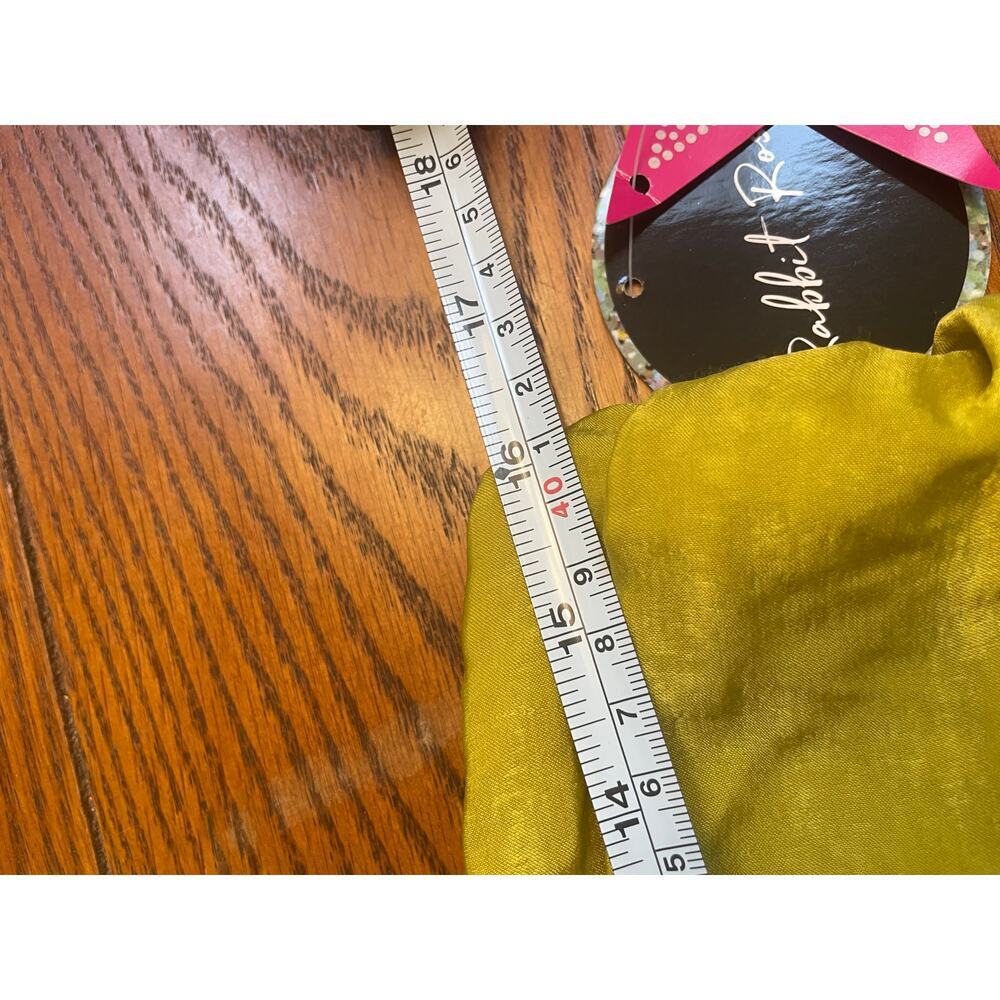 Rabbit Rabbit Rabbit Women’s Ruched Crop Top Chartreuse Green Look Size S NWT - Picture 4 of 5